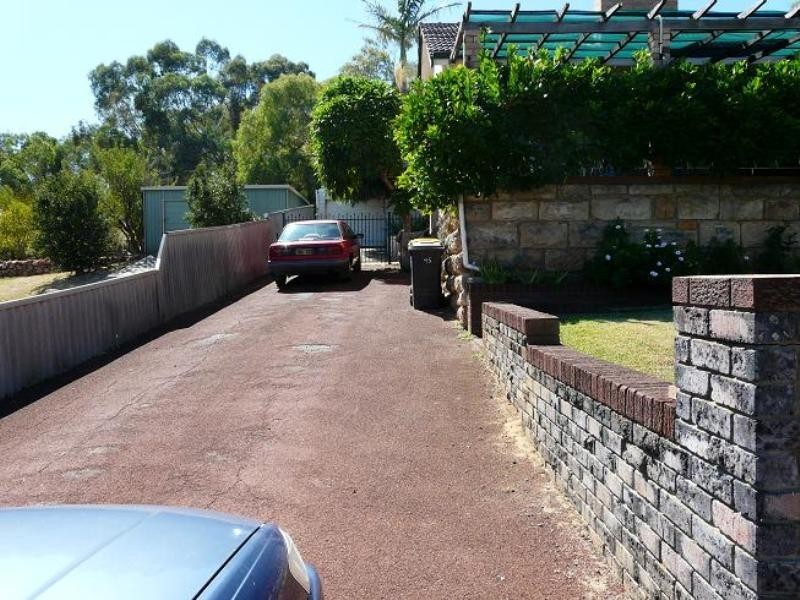 45 Derry Avenue, Mount Nasura WA 6112