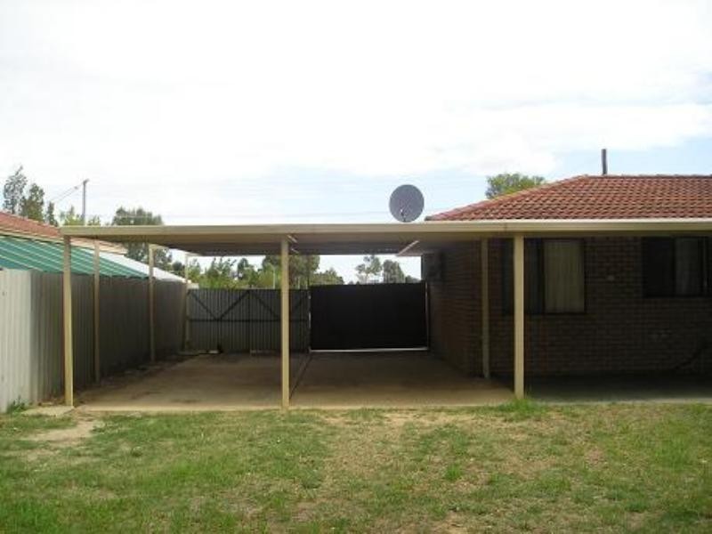 50 Townley Street, Armadale WA 6112