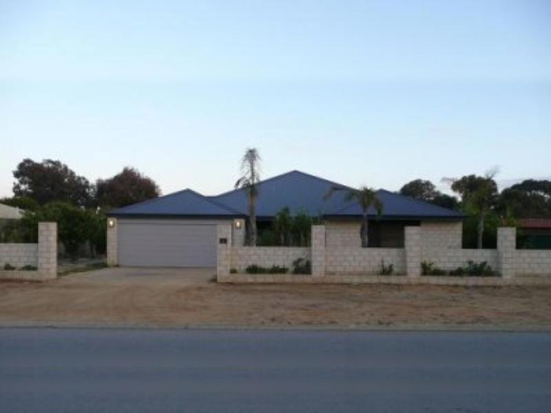 3 Wilcannia Way, Armadale WA 6112