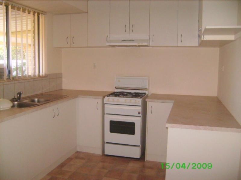 42 Poad Street, Seville Grove WA 6112