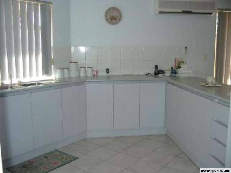 2/12 Heron Court, Maddington WA 6109