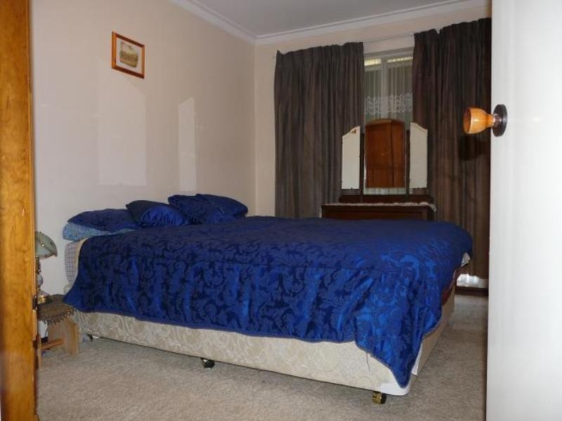 127 Derry Avenue, Mount Nasura WA 6112