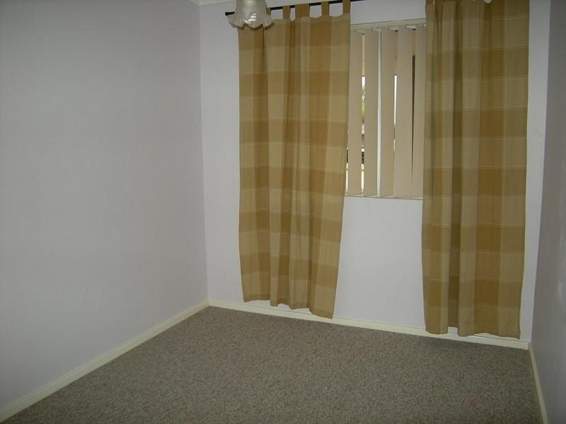 12 Junee Place, Armadale WA 6112