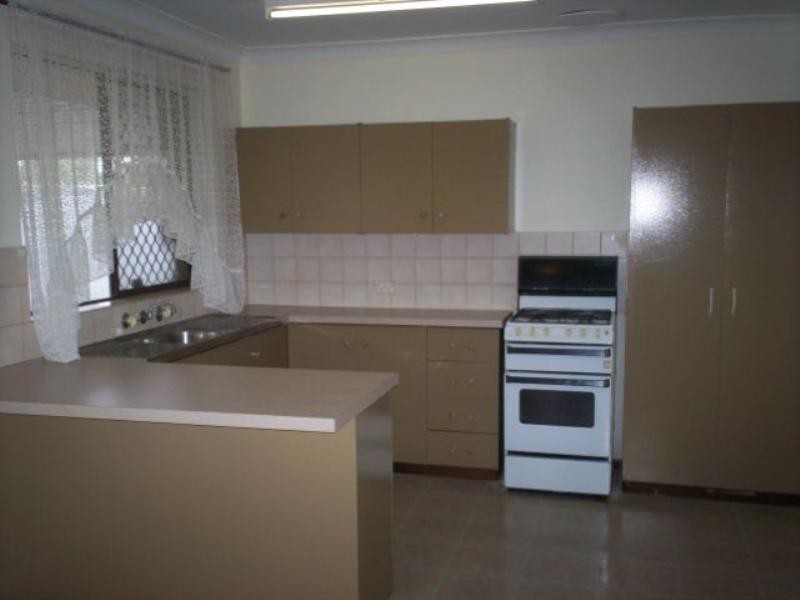 1 Morrell Way, Armadale WA 6112