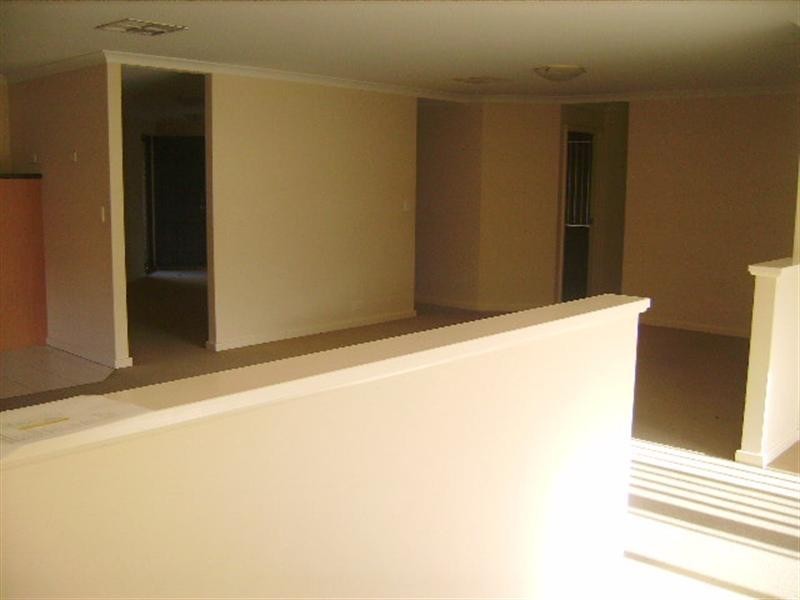 42 Canna Drive, Canning Vale WA 6155