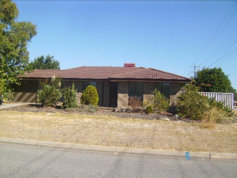 1 Tiree Place, Seville Grove WA 6112