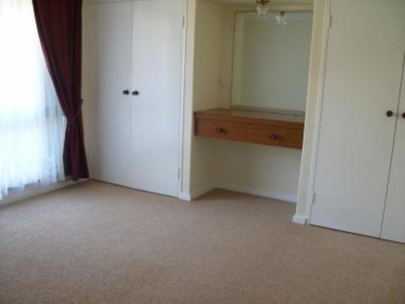 16/9 Third Avenue, Kelmscott WA 6111