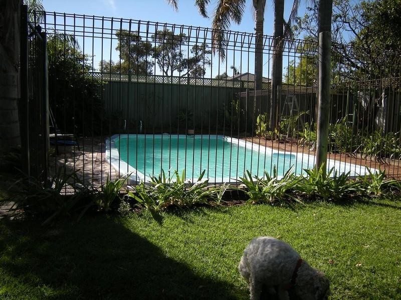 8 Junee Place, Armadale WA 6112