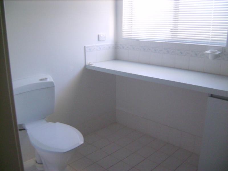 30 Chidzey Drive, Seville Grove WA 6112