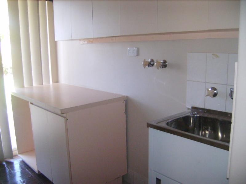 30 Chidzey Drive, Seville Grove WA 6112