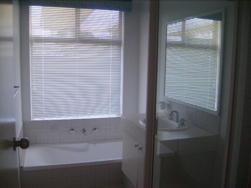 30 Chidzey Drive, Seville Grove WA 6112