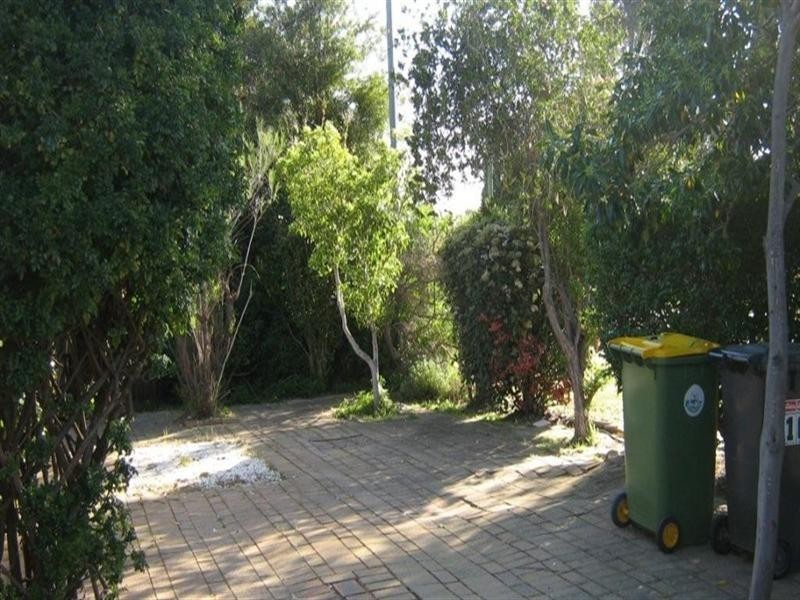 16 Duri Street, Armadale WA 6112