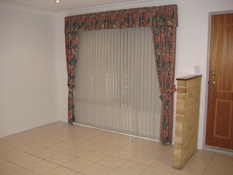 6 McGrath Place, Seville Grove WA 6112