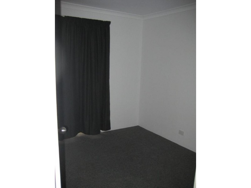 6 McGrath Place, Seville Grove WA 6112