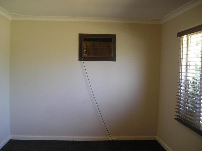 8 Numulgi Street, Armadale WA 6112