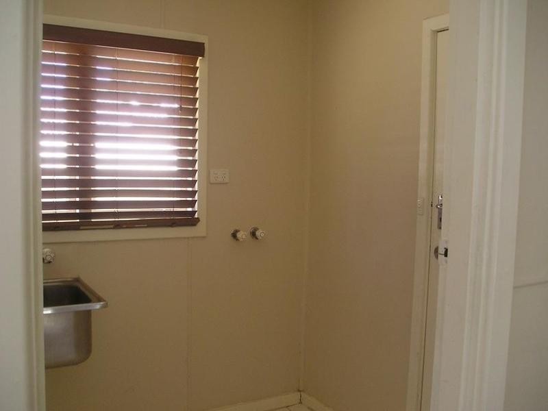 8 Numulgi Street, Armadale WA 6112