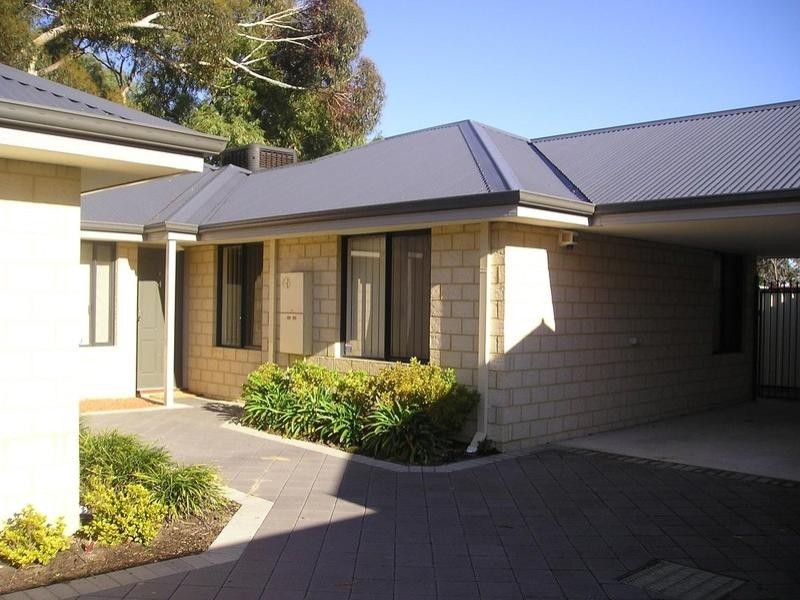 4/75 Church Avenue, Armadale WA 6112