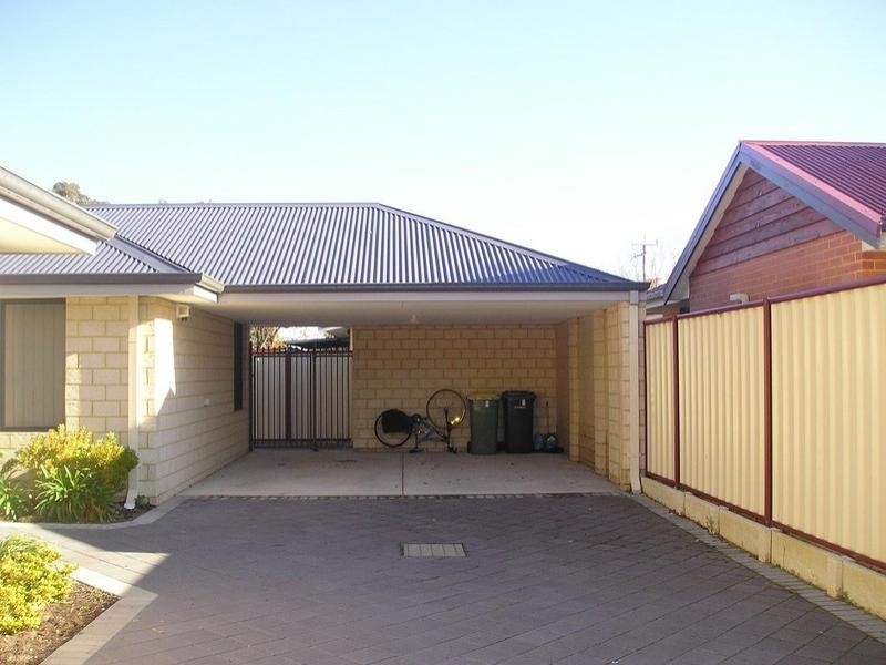 4/75 Church Avenue, Armadale WA 6112