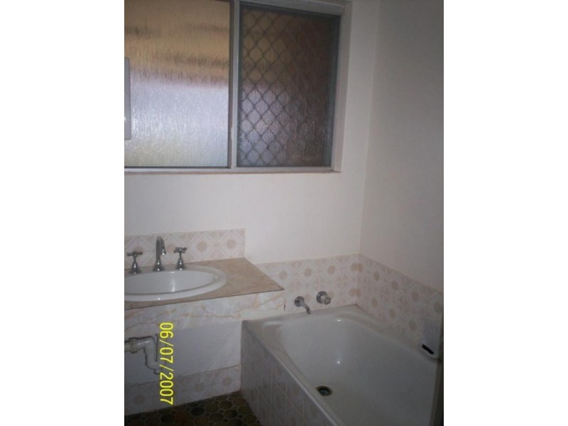 2 Wyloo Place, Armadale WA 6112