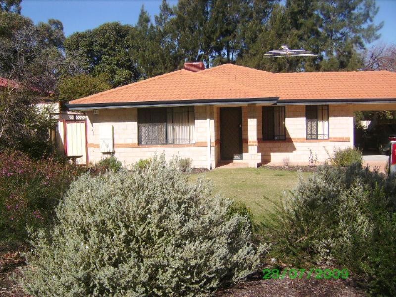 25A Lensham Place, Armadale WA 6112