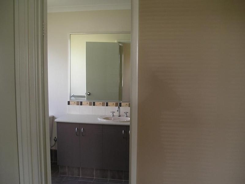 115 Centennial Avenue, Bertram WA 6167