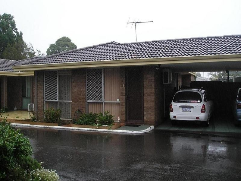 2/103 Seventh Road, Armadale WA 6112