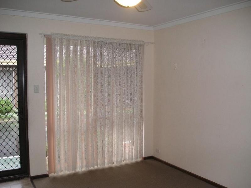 2/103 Seventh Road, Armadale WA 6112