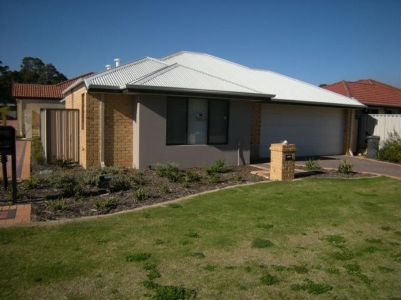 1/65 Little John Road, Armadale WA 6112