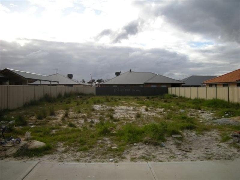 39 Copperback Circle, Huntingdale WA 6110