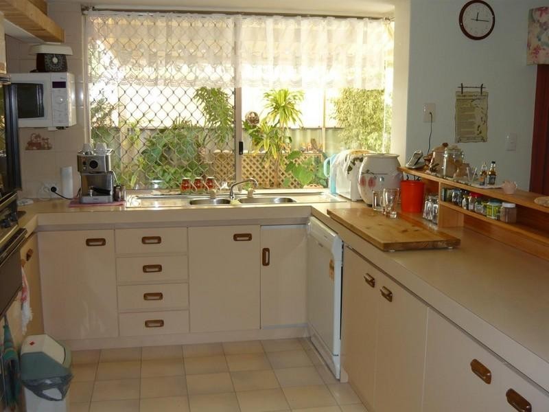 4 Honeyeater Retreat, Brookdale WA 6112