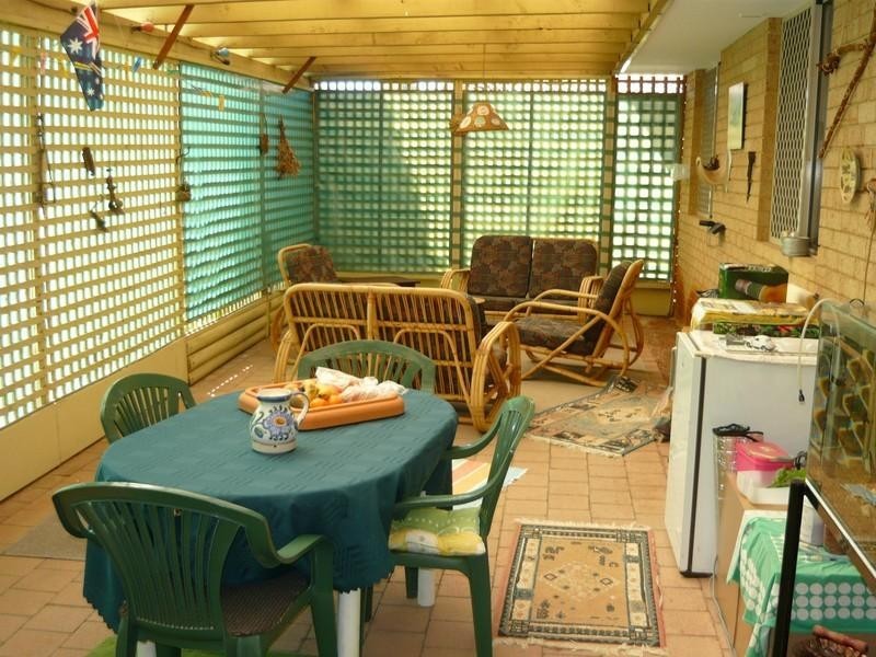 4 Honeyeater Retreat, Brookdale WA 6112