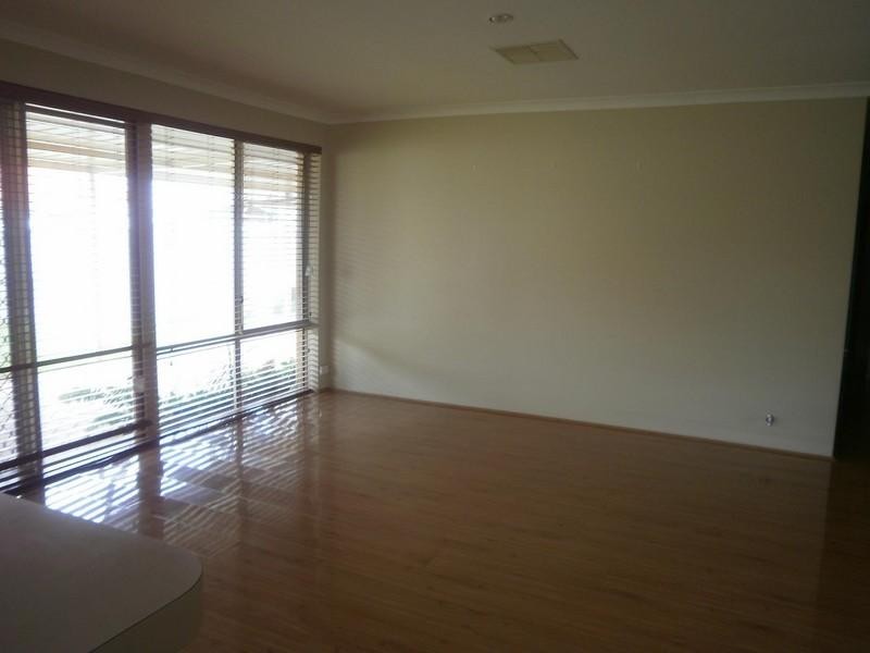 31 Seminole Gardens, Seville Grove WA 6112