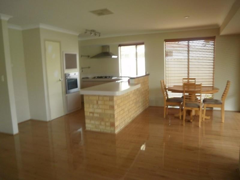 31 Seminole Gardens, Seville Grove WA 6112