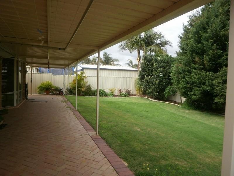 31 Seminole Gardens, Seville Grove WA 6112