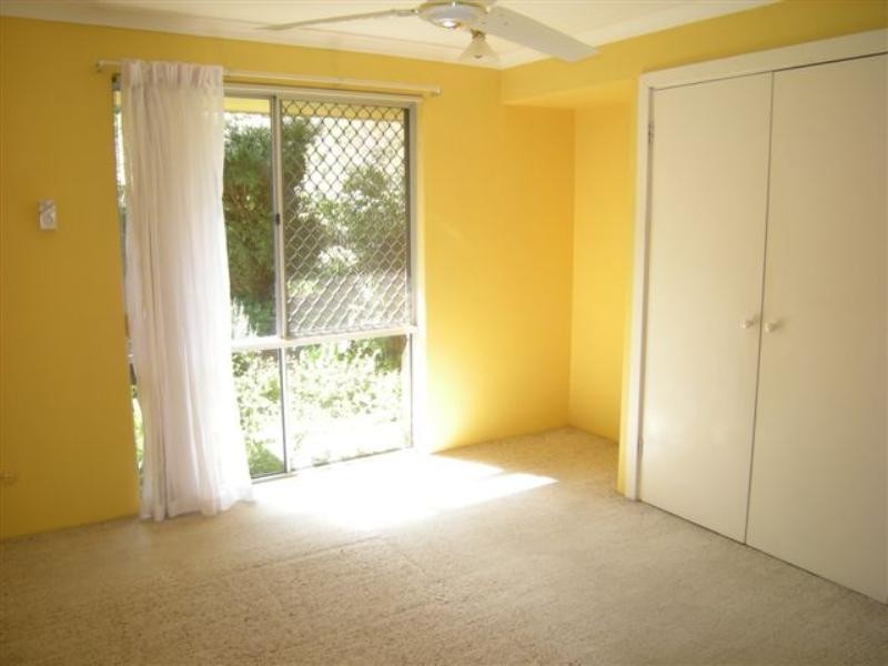 12 Melanda Street, Kelmscott WA 6111