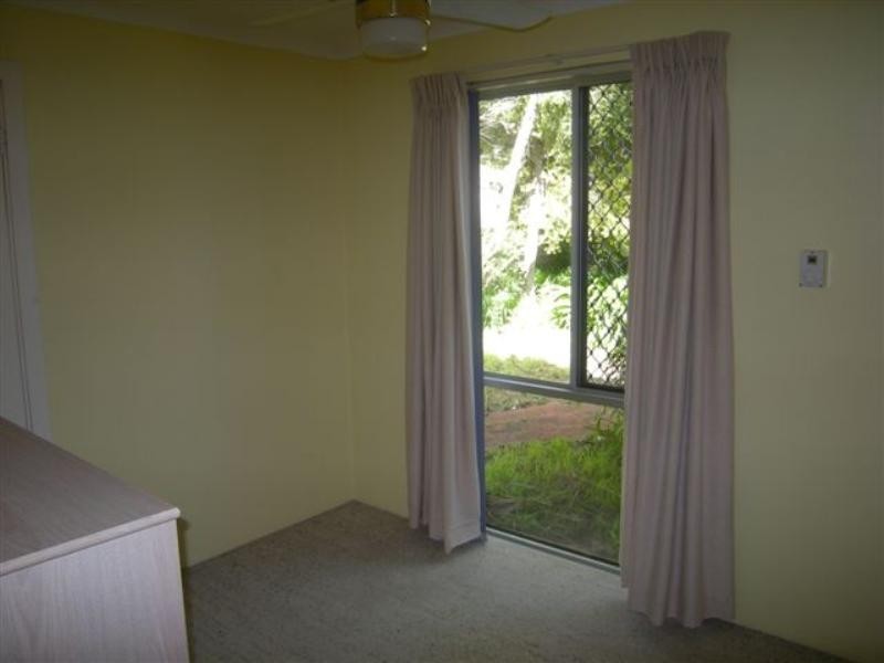 12 Melanda Street, Kelmscott WA 6111