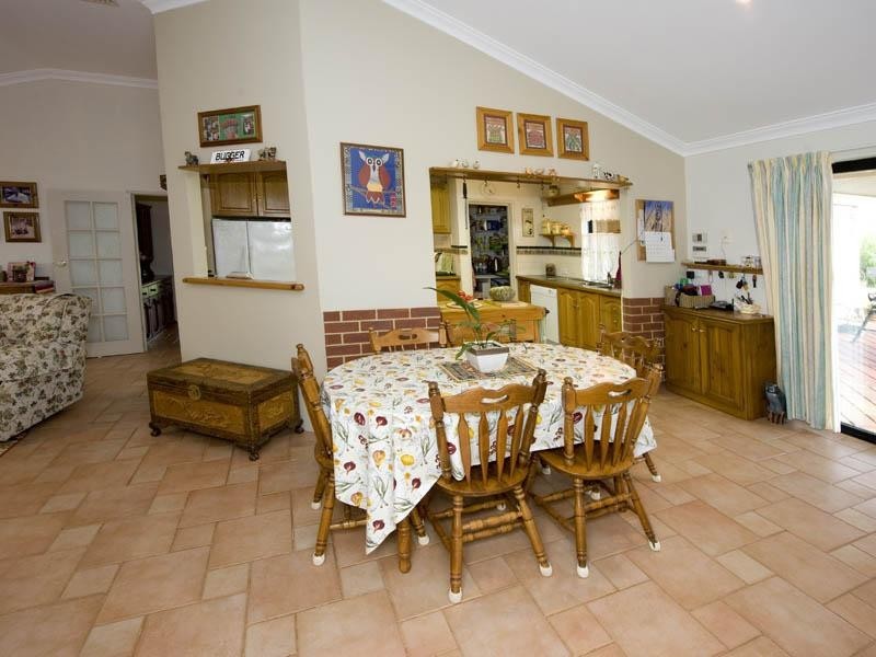 46 Talus Drive, Mount Richon WA 6112