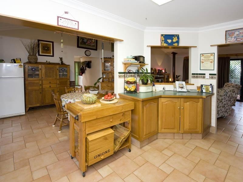 46 Talus Drive, Mount Richon WA 6112