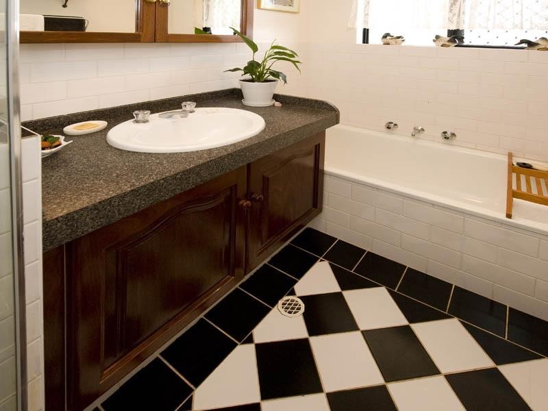 46 Talus Drive, Mount Richon WA 6112