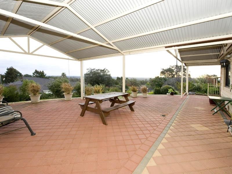 46 Talus Drive, Mount Richon WA 6112