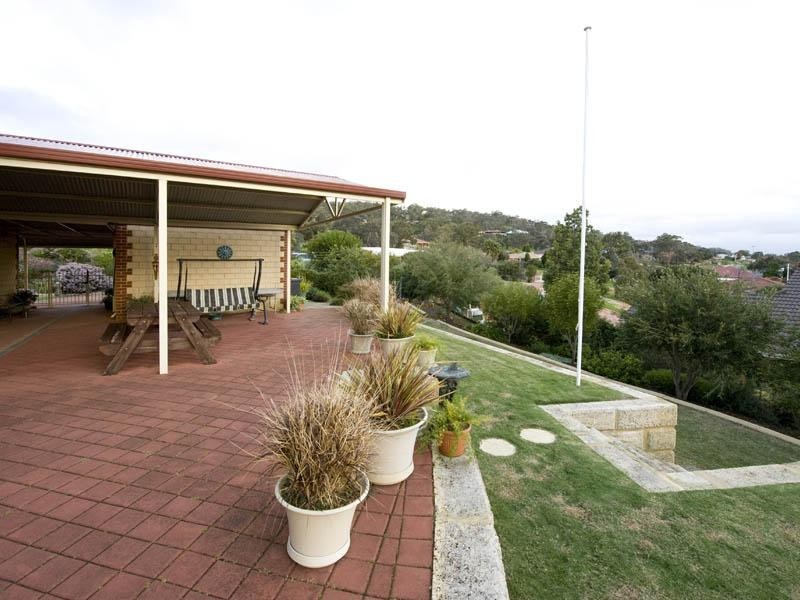 46 Talus Drive, Mount Richon WA 6112