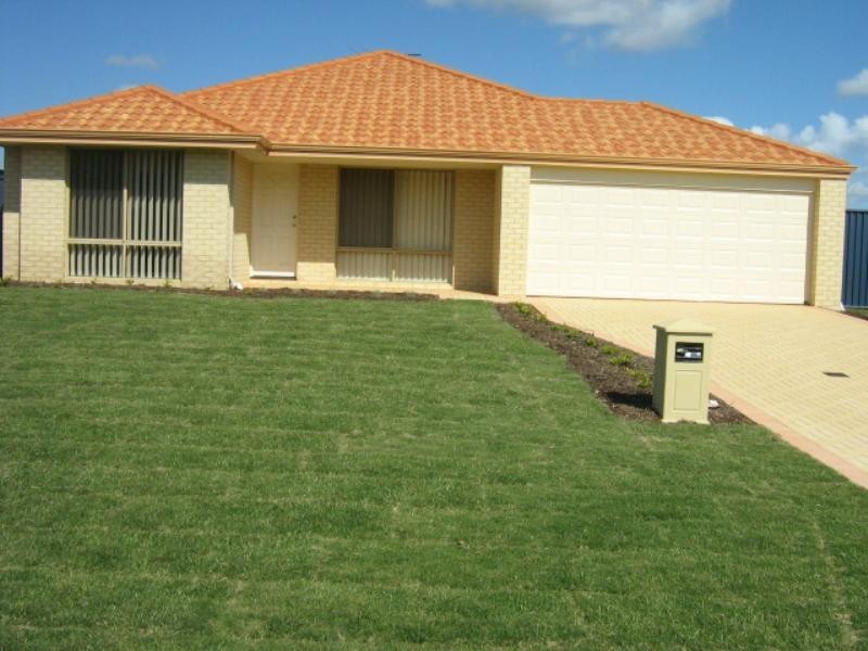 42 Alexander Road, Byford WA 6122