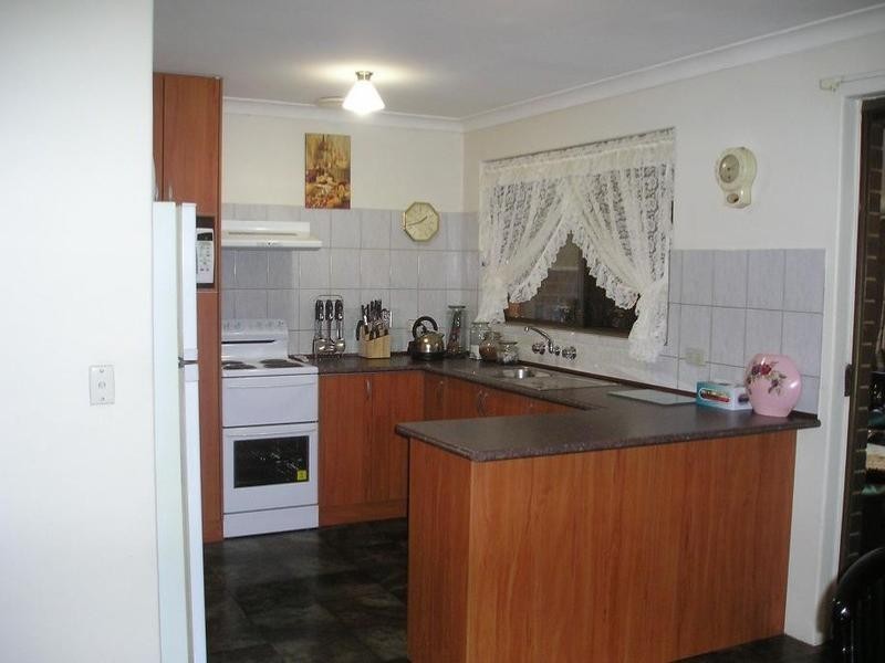 8 Duri Street, Armadale WA 6112