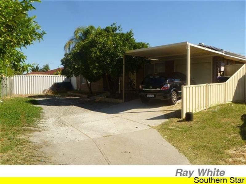 16 Emperor Close, Seville Grove WA 6112