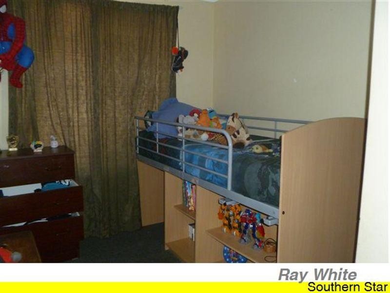 16 Emperor Close, Seville Grove WA 6112