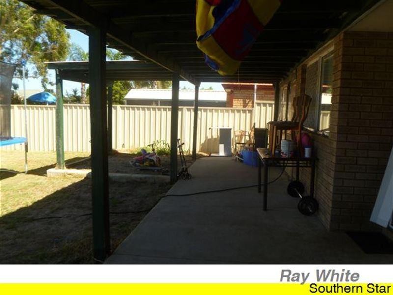 16 Emperor Close, Seville Grove WA 6112