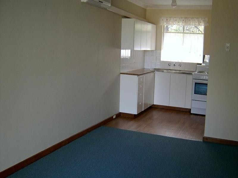 10/5 Fourth Road, Armadale WA 6112