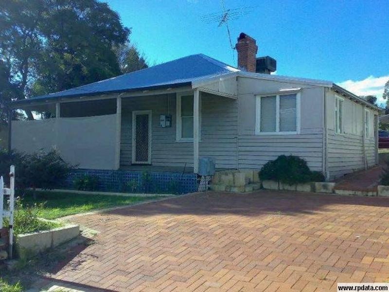 9 William Street, Armadale WA 6112