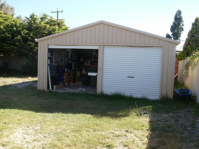 64 Poad Street, Seville Grove WA 6112