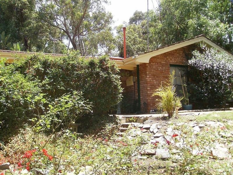 11 Greendale Place, Kelmscott WA 6111
